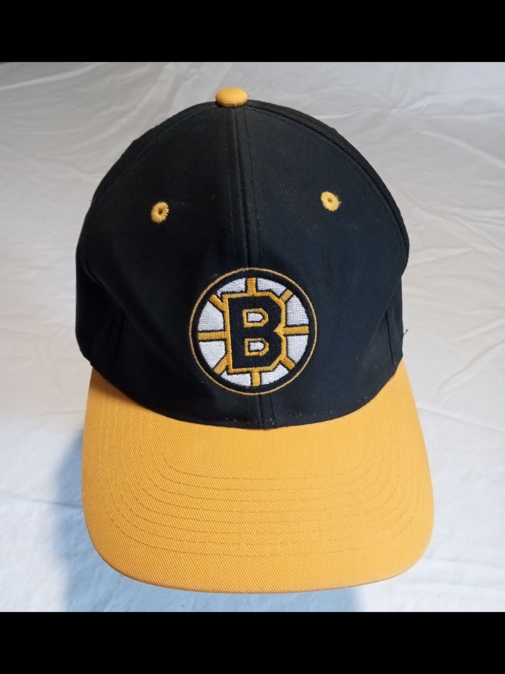LOGO 7 Boston Bruins Yellow And Black Snapback Hat